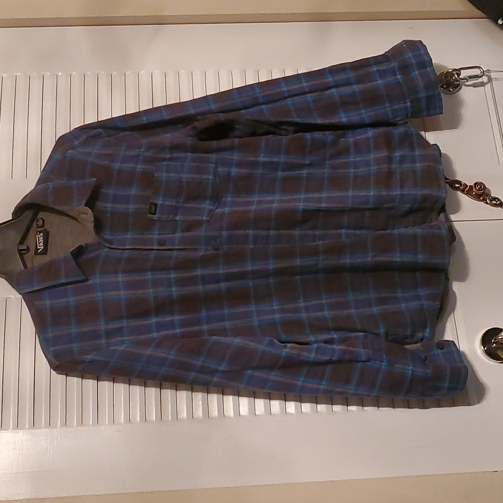 Vans soft flannel button down shirt